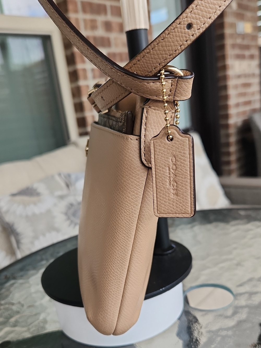 Coach East/West Pop Crossbody Beige, F52881 - Picture 9 of 16